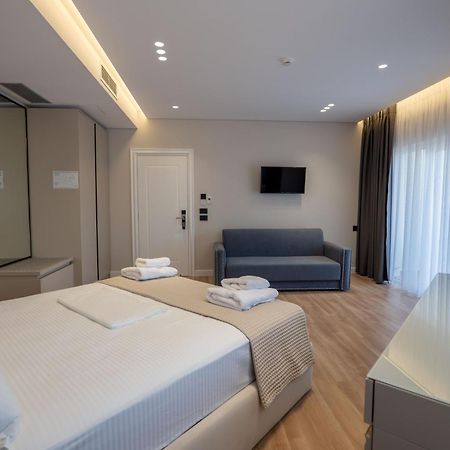 Ami Mar Hotel Саранда Екстер'єр фото