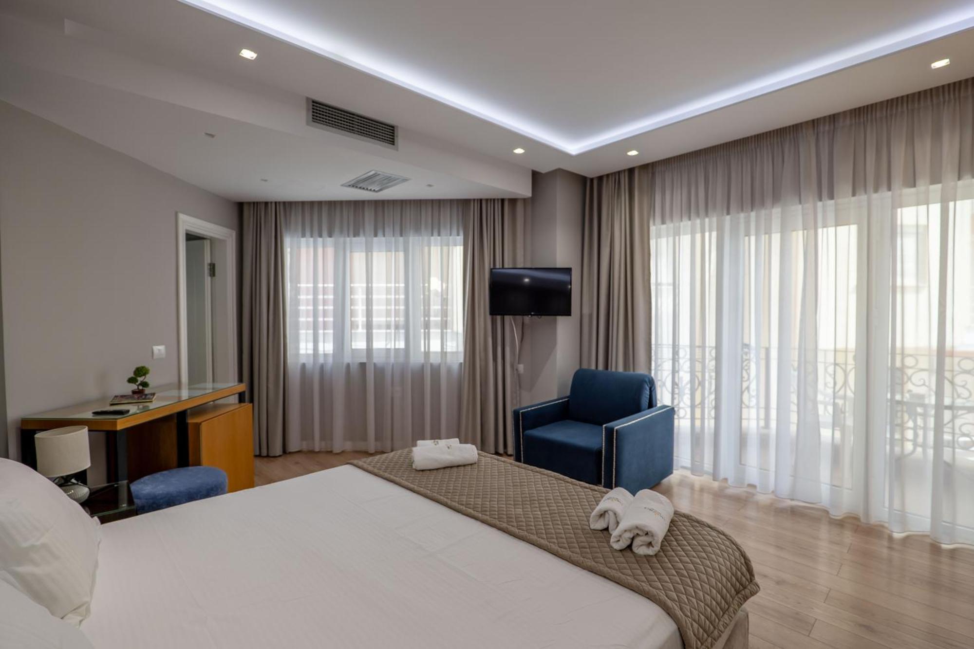 Ami Mar Hotel Саранда Екстер'єр фото