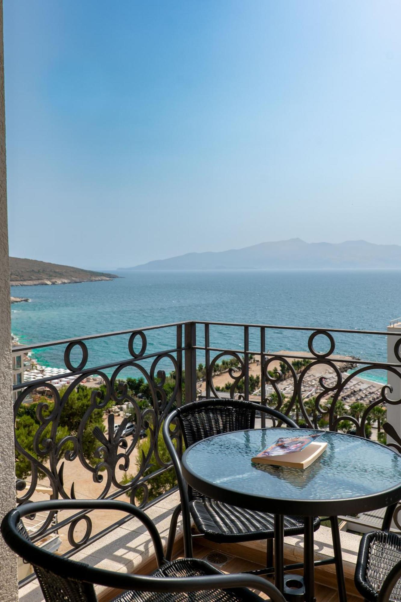 Ami Mar Hotel Саранда Екстер'єр фото