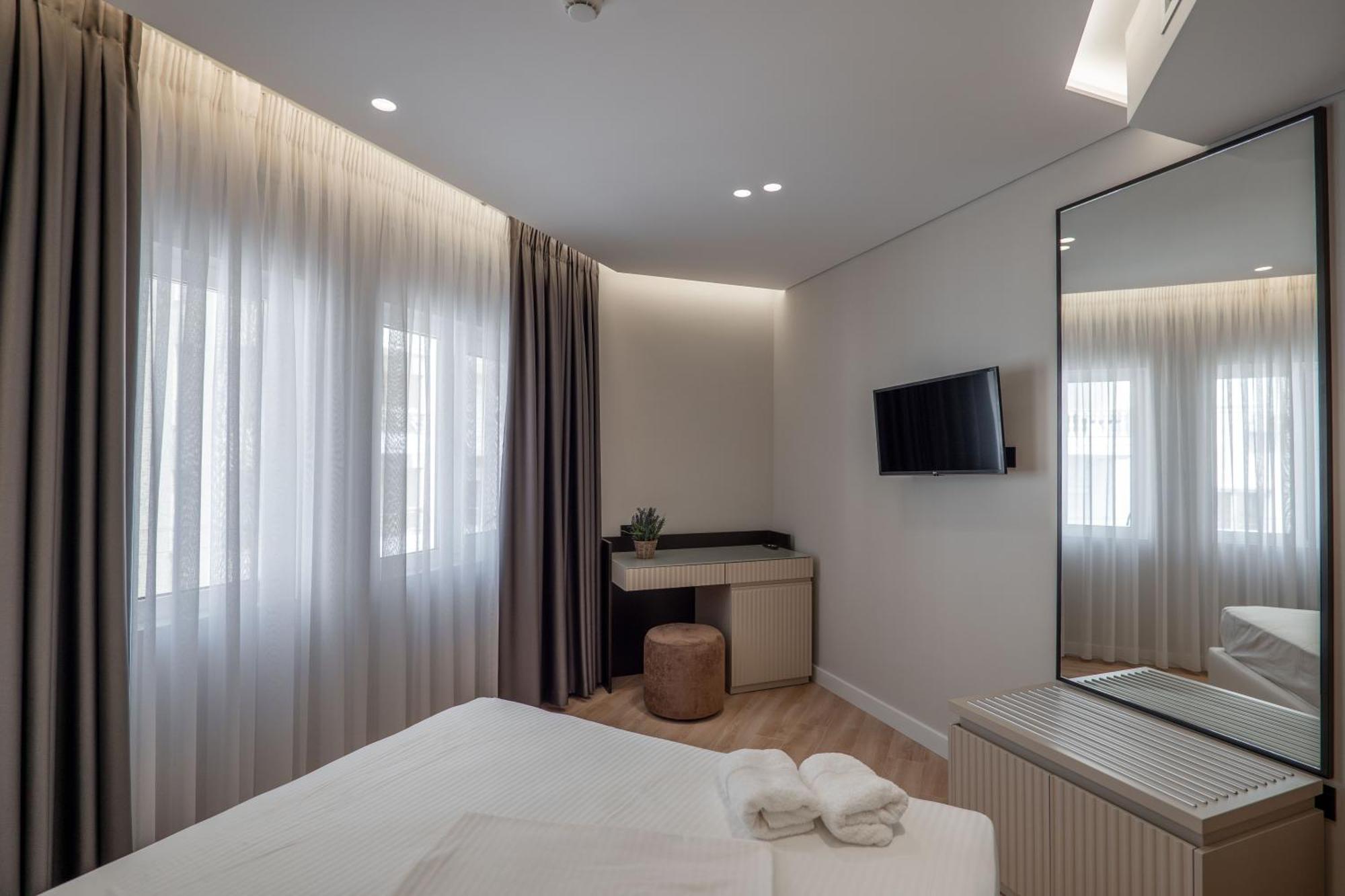 Ami Mar Hotel Саранда Екстер'єр фото