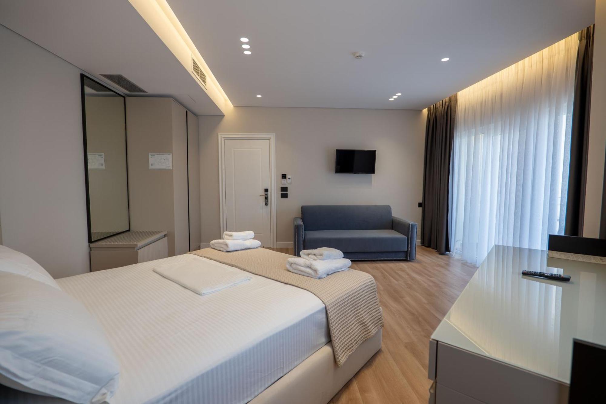 Ami Mar Hotel Саранда Екстер'єр фото